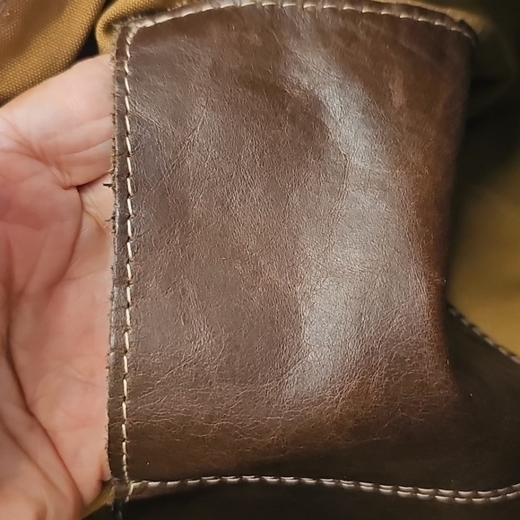 Cowhide Crossbody Large Westwrn Bag. Zipper Closure. Lg Outside Pocket - Picture 11 of 15